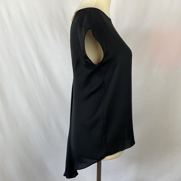 MICHAEL Michael Kors Black Blouse w/Deep V-Back Pleat & Gold Chain - Size XS - Picture 9 of 12